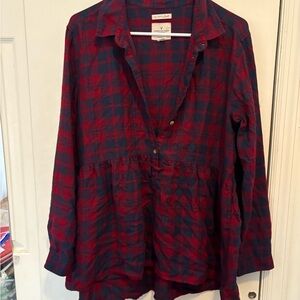 American Eagle Outfitters Red and Blue Plaid Shirt
